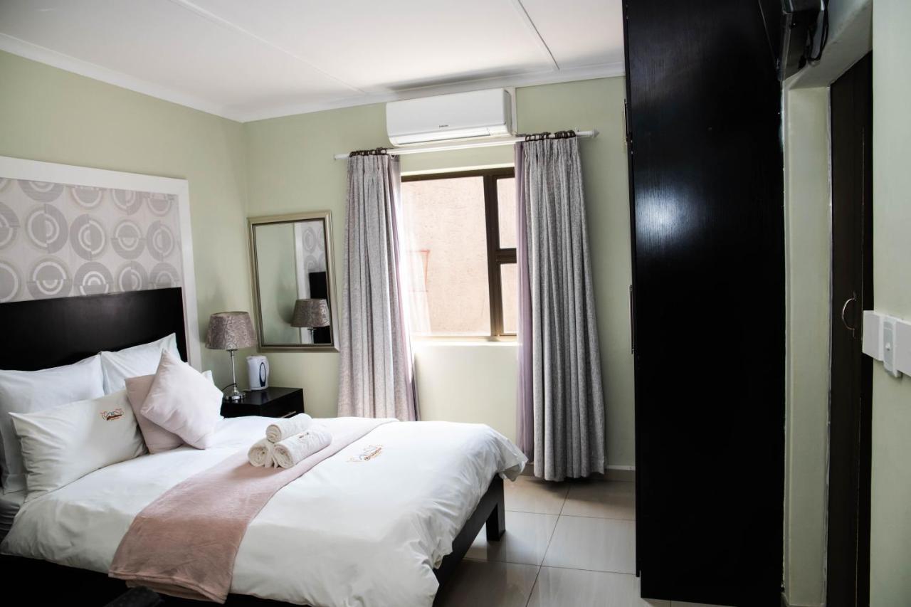 A-Z Boutique Guesthouse Windhoek Dış mekan fotoğraf