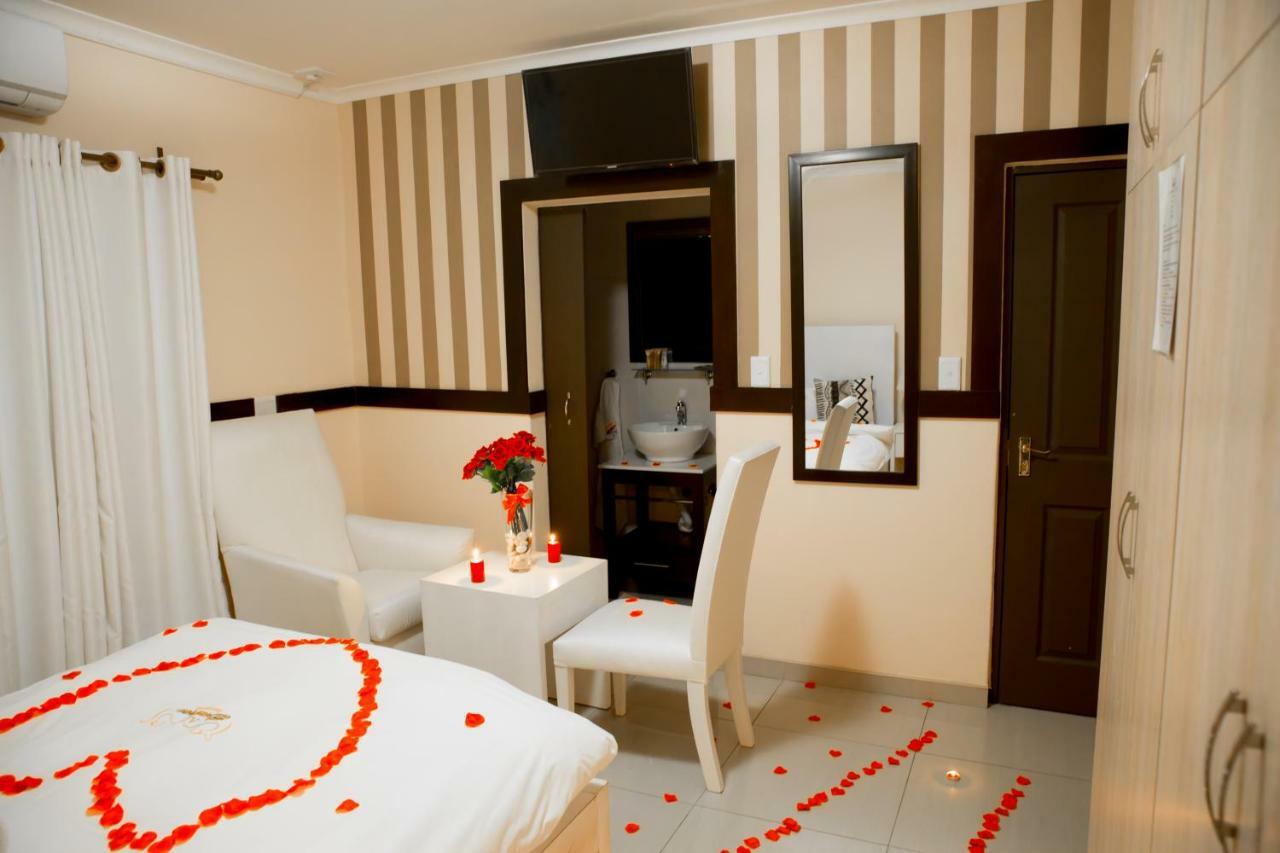 A-Z Boutique Guesthouse Windhoek Dış mekan fotoğraf