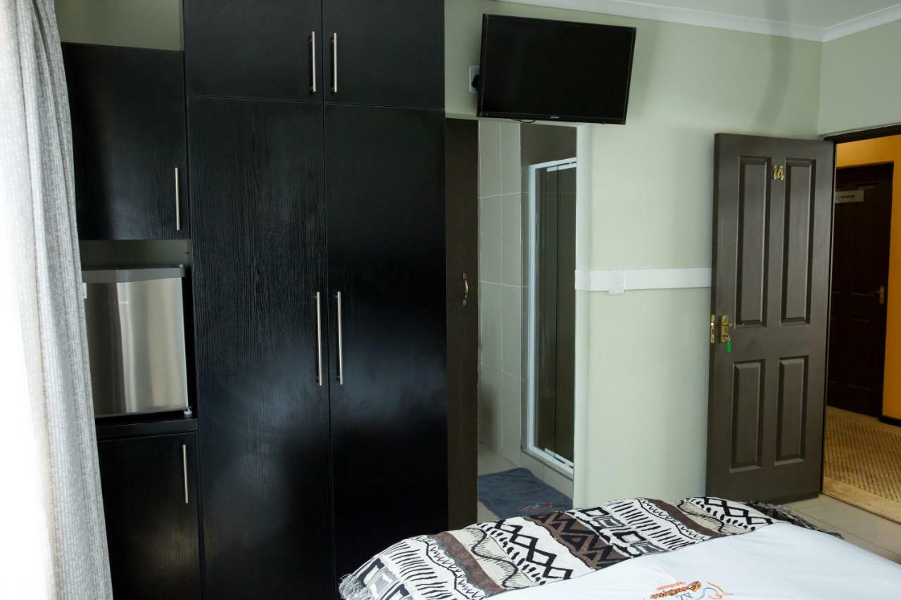 A-Z Boutique Guesthouse Windhoek Dış mekan fotoğraf