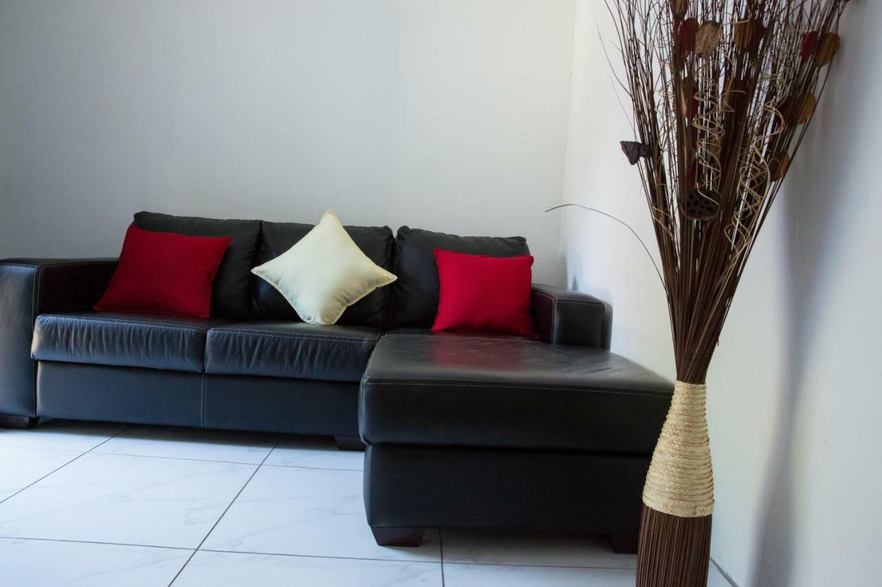 A-Z Boutique Guesthouse Windhoek Dış mekan fotoğraf