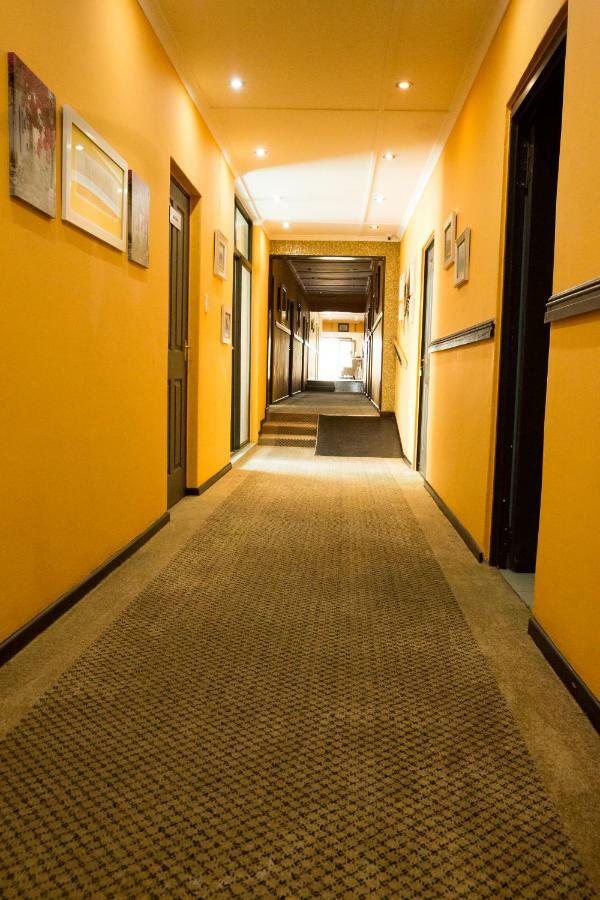 A-Z Boutique Guesthouse Windhoek Dış mekan fotoğraf